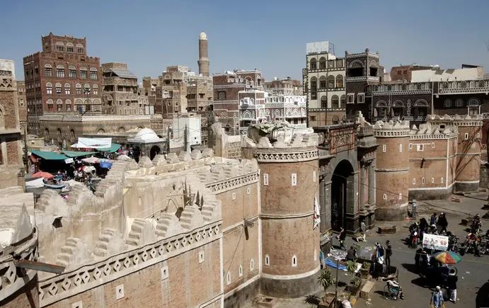 خطر  قادم  سيحول العاصمة اليمنية صنعاء إلى مدينة أشباح وسط تحذيرات من تجاهله !