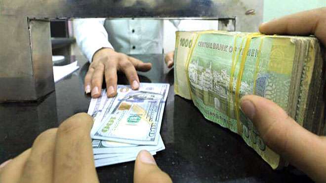 تسجيل هبوط غير مسبوق لأسعار الصرف وبيع العملات في عدن (تابع)  