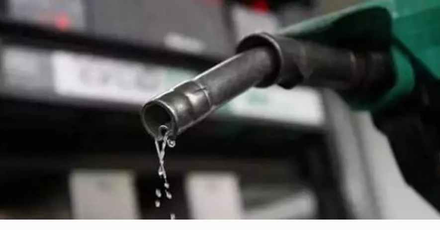 شركة النفط تزف خبر سار بشأن انخفاض غير مسبق المشتقات النفطية خلال الساعات القادمة 