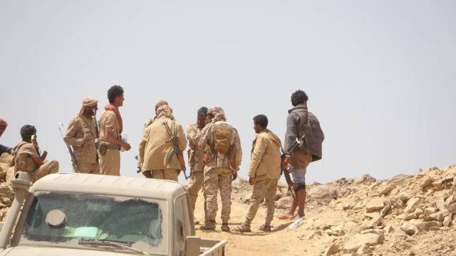 قوات الجيش  تشن هجوما معاكسا وتسيطر على عدة مواقع جنوبي مارب ..تطورات جديدة 