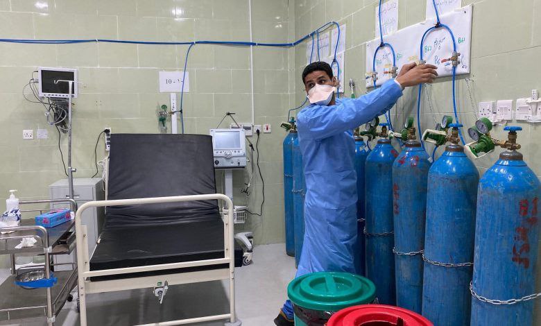 أطباء بلا حدود” تسحب دعمها لمستشفى مأرب وتوقف أنشطتها في هذه العيادات