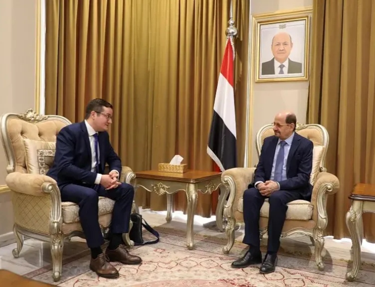 تحرك يمني روسي بشأن دعم مجلس القيادة الرئاسي