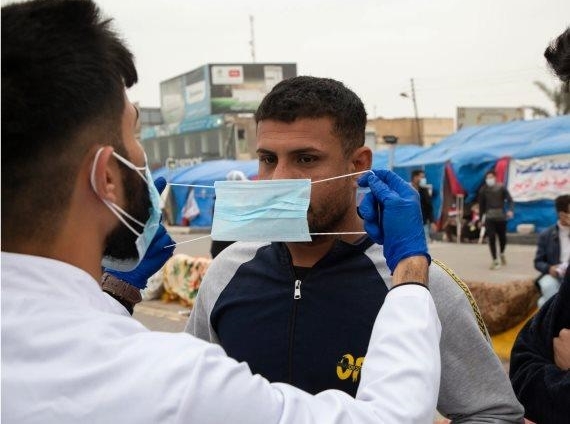 دبلوماسي يمني: هؤلاء فقط سينجو من فيروس كورونا في اليمن