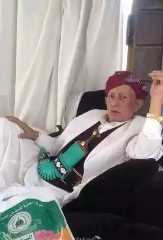 وفاة شيخ يمني كبير يعد آخر الإقطاعيين في اليمن .. الاسم و الصورة 