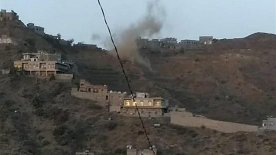 مليشيا الحوثي تقصف منازل المواطنين في حجة وتجبر الأهالي على النزوح
