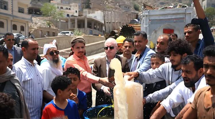 سيستفيد منه آلاف المواطنين.. افتتاح مشروع حيوي هام في تعز