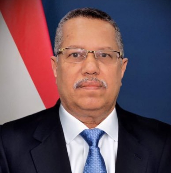 بن دغر يعزي البرلماني علي المعمري في وفاة شقيقه