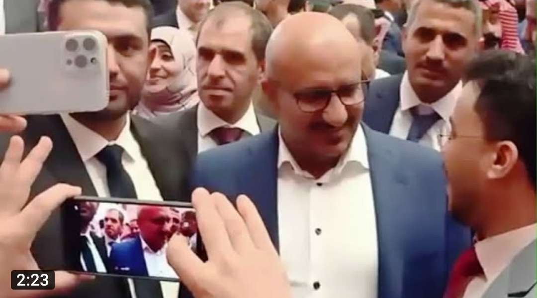 مصادر تكشف عن تمديد فترة الهدنة وانهاء انقسام العملة واستعدادات المجلس للعودة إلى عدن