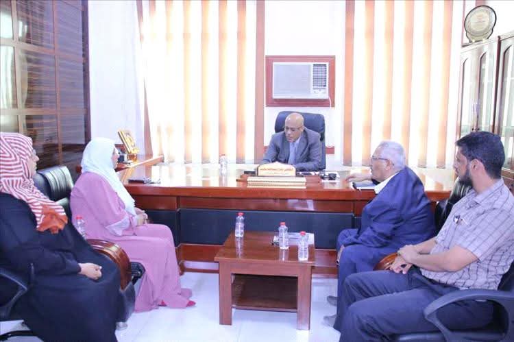 منحت مهلة للمخالفين.. النيابة العامة تحذر الصيدليات من التلاعب بأسعار الأدوية