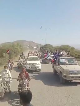 الآن : حشود كبيرة تتجه الى مدينة الضالع للإحتفال بذكرى 14 اكتوبر .. صور