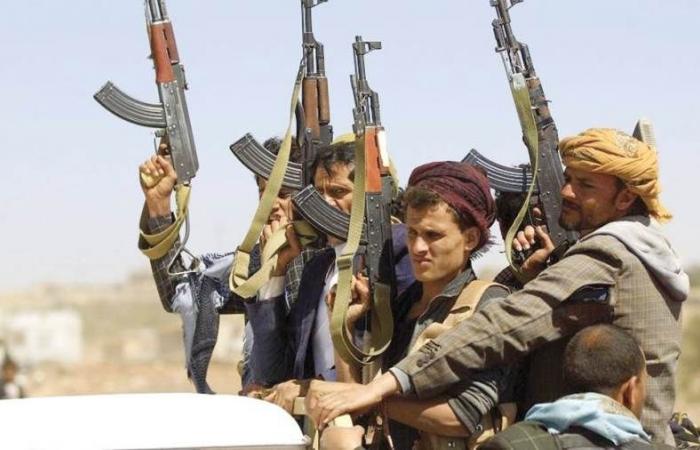 بعد نبش قبور القبائل من قبل الحوثيين .. اندلاع اشتباكات ضارية في هذه المحافظة