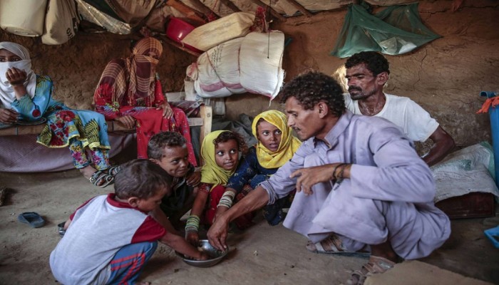 تقرير أممي : الغلاء يدفع بنصف اليمنيين إلى الفقر المدقع
