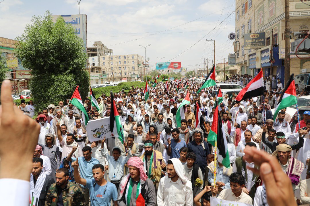 باحث سياسي يوجه دعوة للتأمل بشأن الحرب مع مليشيا الحوثي