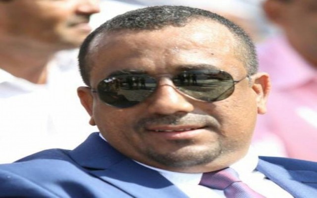 الامين العام السابق لرئاسة الوزراء المقال يبعث برسالة للرئيس هادي !