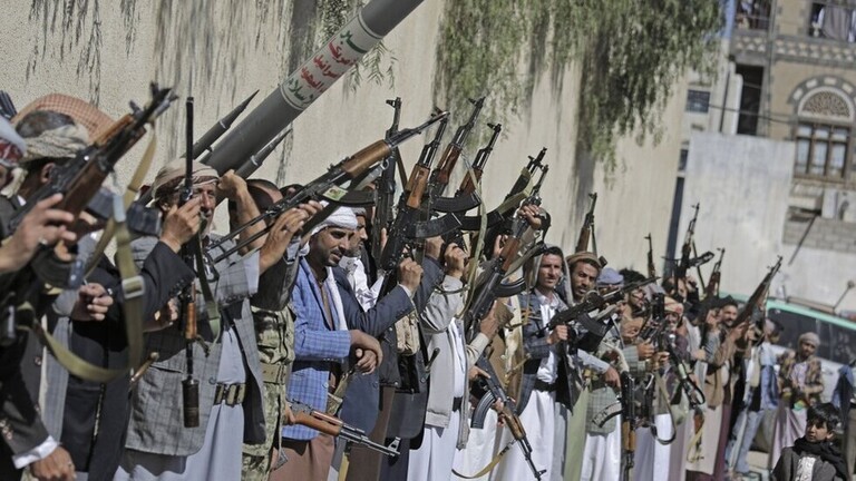 دعوة عاجلة يوجهها الحوثيين لمقاتليهم في جبهات مأرب بعد تعرضهم لهذا الفعل