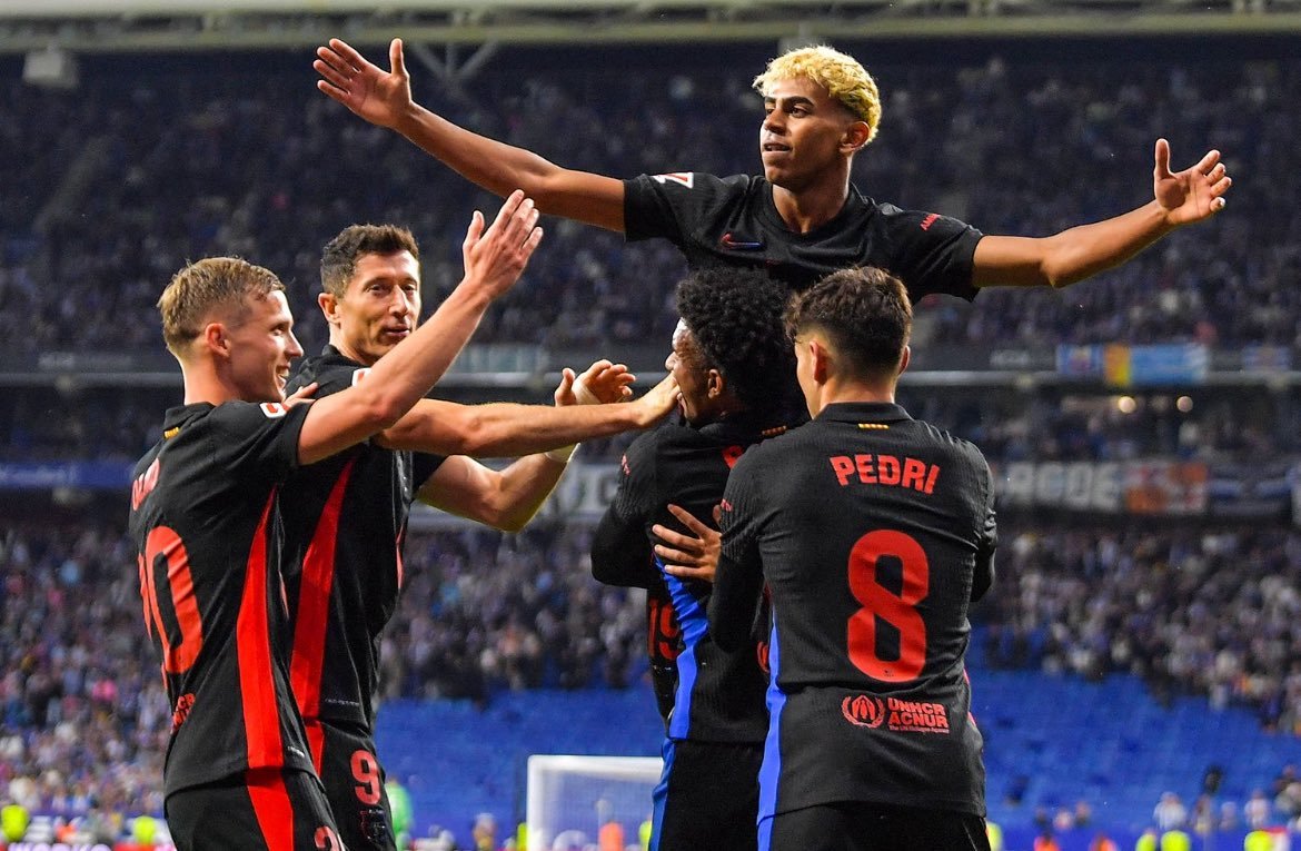 رسميا برشلونة يتوج بلقب الدوري الإسباني بثنائية في إسبانيول