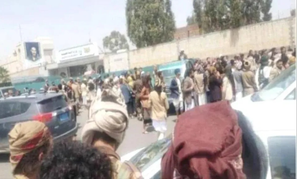 ثلاث محافظات يمنية خاضعة لسيطرة الجماعة تشهد غليان شعبي ضد قمع مليشيا الحوثي