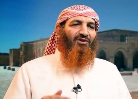 يتواجد في اليمن .. رصدت الولايات المتحدة مكافأة 5 ملايين دولار لمن يدلي بمعلومات عنه؟ من هو؟