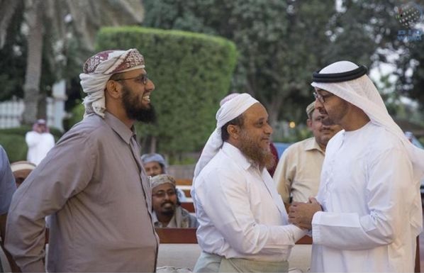 مع أقوى رجل في الإمارات ..  بن بريك ينشر فيديو للقائه معه وهكذا علق عليه ؟