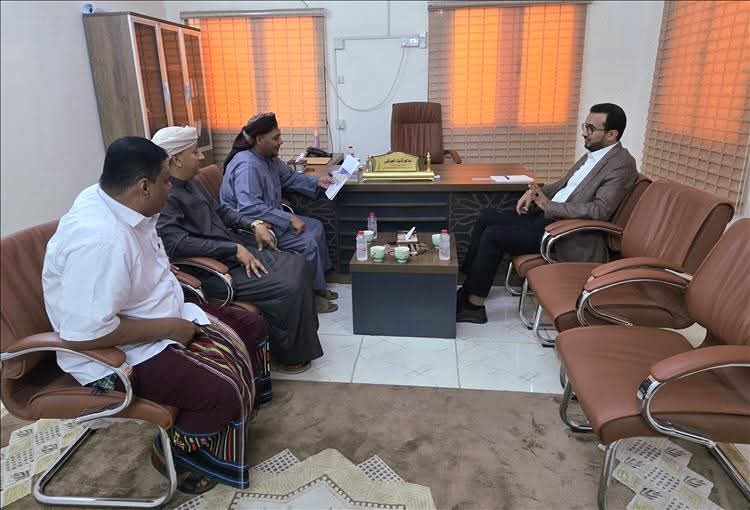 لرؤية شاملة تغطي الجوانب العمرانية والاقتصادية والسياحية والبيئية... : مناقشة تنفيذ المخطط العام "مستر بلان" لمحافظة سقطرى
