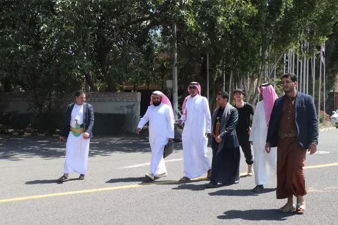عاجل: الحوثي يعلن عن فتح صفحة جديدة مع السعودية .. شاهد كيف خدع اليمنيين بهذه الشعارات!