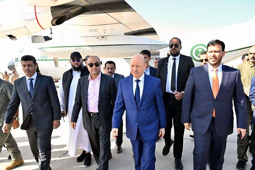 أول تصريح لرئيس مجلس القيادة عقب عودته الى عدن