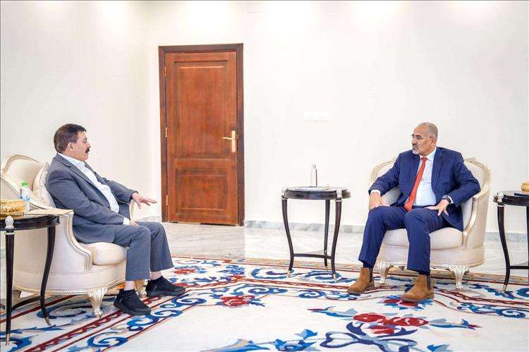 اللواء عيدروس الزبيدي يكشف في تصريح عن مصير محافظات الشمال 