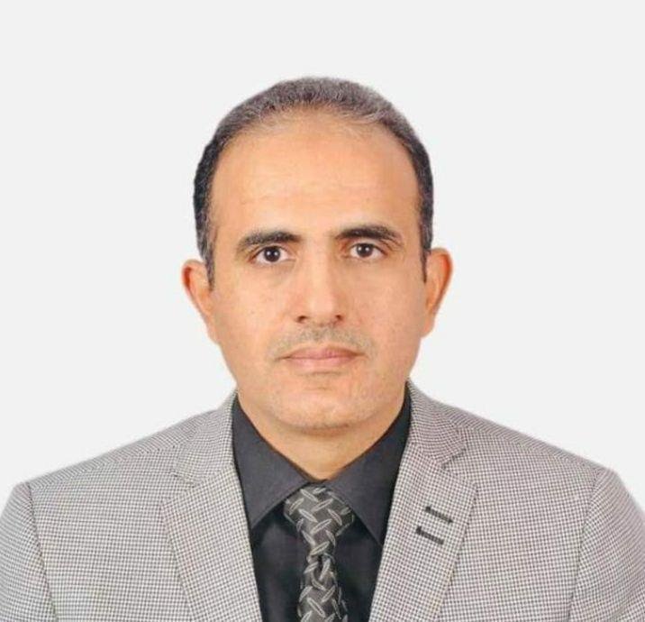 وزير الصحة اليمني يدعو الحكومة لفرض الإغلاق والحظر العام لمواجهة كورونا