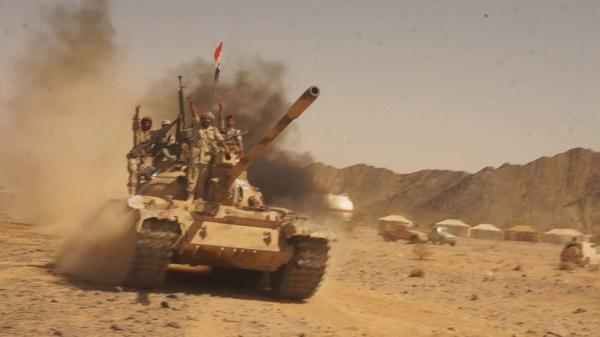  قوات الجيش والمقاومة تكسر زحف حوثي في جبهة عطيف غرب مأرب.. شاهد الفيديو 