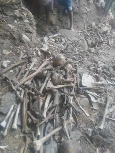 مسلحون مجهولون ينبشون مقبرة أثرية في ذمار بمساعدة مليشيا الحوثي