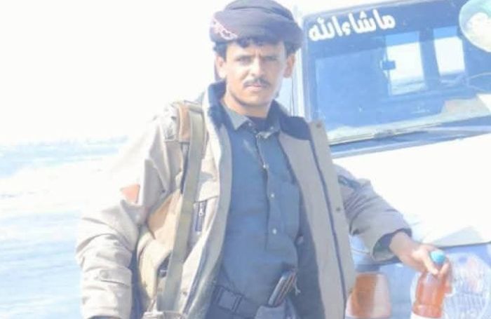 مليشيا الحوثي تقدم على قتل مواطن مدني في نقطة تفتيش بالبيضاء
