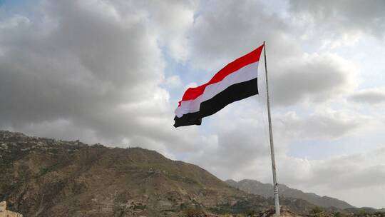 في حادث مؤلم ومروع.. قتلى وجرحى بصاعقة رعدية بهذه المدينة اليمنية!