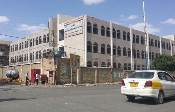 مليشيا الحوثي تفشل في كسر إضراب مدارس البنات في العاصمة صنعاء..