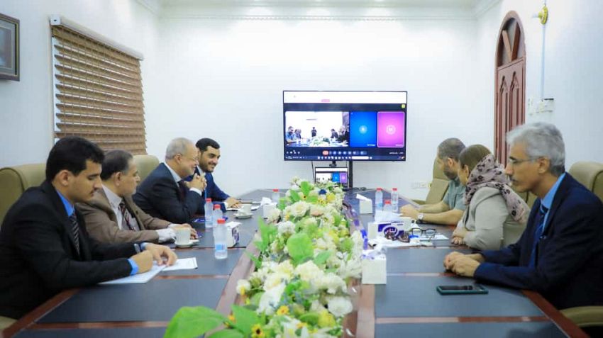 لبحث سبل دعم الإصلاحات الاقتصادية .. رئاسة هيئة التشاور والمصالحة تلتقي الفريق الاقتصادي