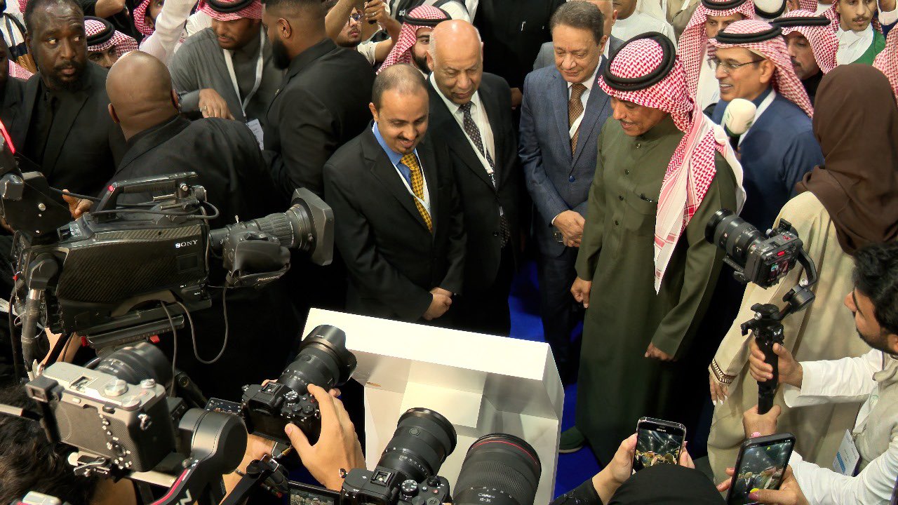 معرض مستقبل الإعلام "فومكس" في الرياض يشهد مشاركة وزير الإعلام اليمني معمر الإرياني