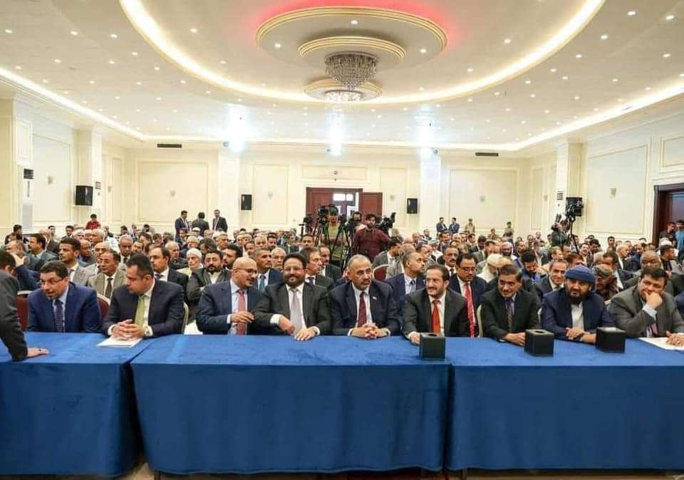 قائد الوية العمالقة ينفي هذا الأمر بعد تأديته اليمين الدستورية 