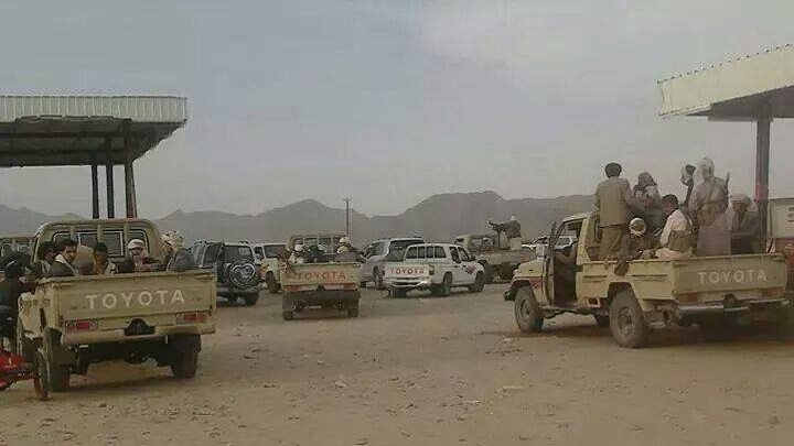 اللجنة الأمنية في محافظة مأرب تصدر إعلانا تحذيريا موجها لقطّاع الطرق في الخط الدولي