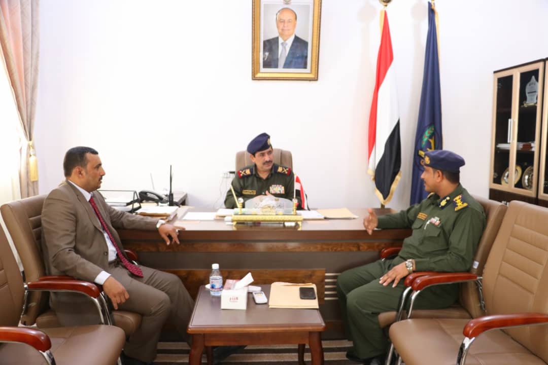وزير الداخليه يطلع من محافظ سقطرى الأوضاع الأمنية في المحافظة