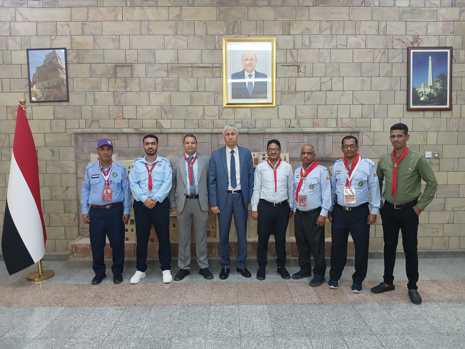 وفد اليمن المشارك في المؤتمر الكشفي العربي يلتقي سفير اليمن في دولة الإمارات العربية المتحدة 