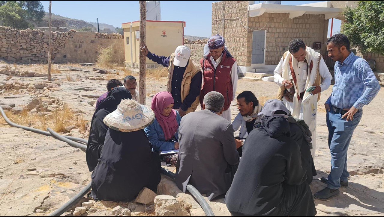 بفعل جرائم الحوثيين .. اللجنة الوطنية للتحقيق توثق 82 انتهاكاً للمدنيين في إحدى مديريات تعز