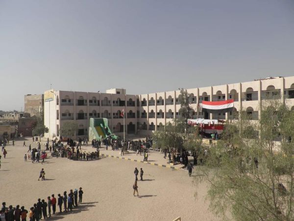 المليشيات الحوثية تفرض إجراءات معقدة على طلاب الصف التاسع للحصول على نتائج الاختبارات