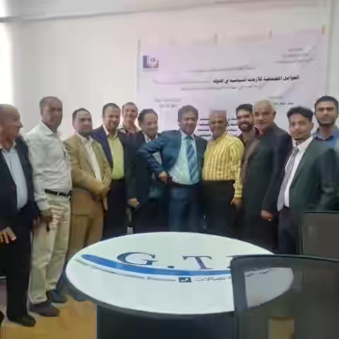 يمني يسجل رقماً قياسياً في البحث العلمي وينال شهادة الدكتوراه للمرة الرابعة