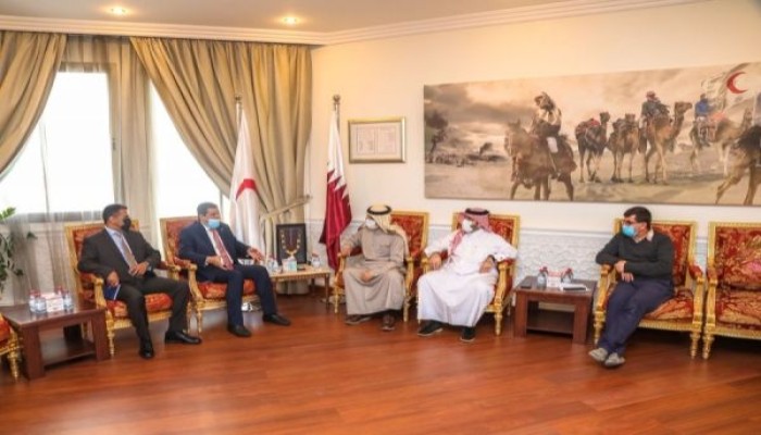 السفير اليمني : تجاوب قطري كبير لتوسيع عملياتها الإنسانية