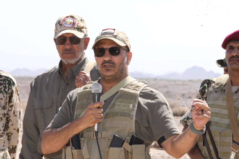 العميد طارق صالح .. يعلن عن قرار هام بشأن الحرب مع مليشيا الحوثي 