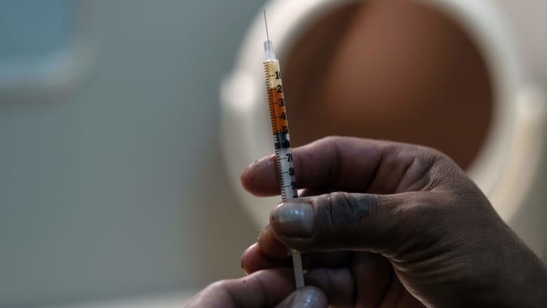 بعد تناول مواد أفيونية.. دراسة تؤكد: المصابون بالخرف أكثر عرضة للموت!