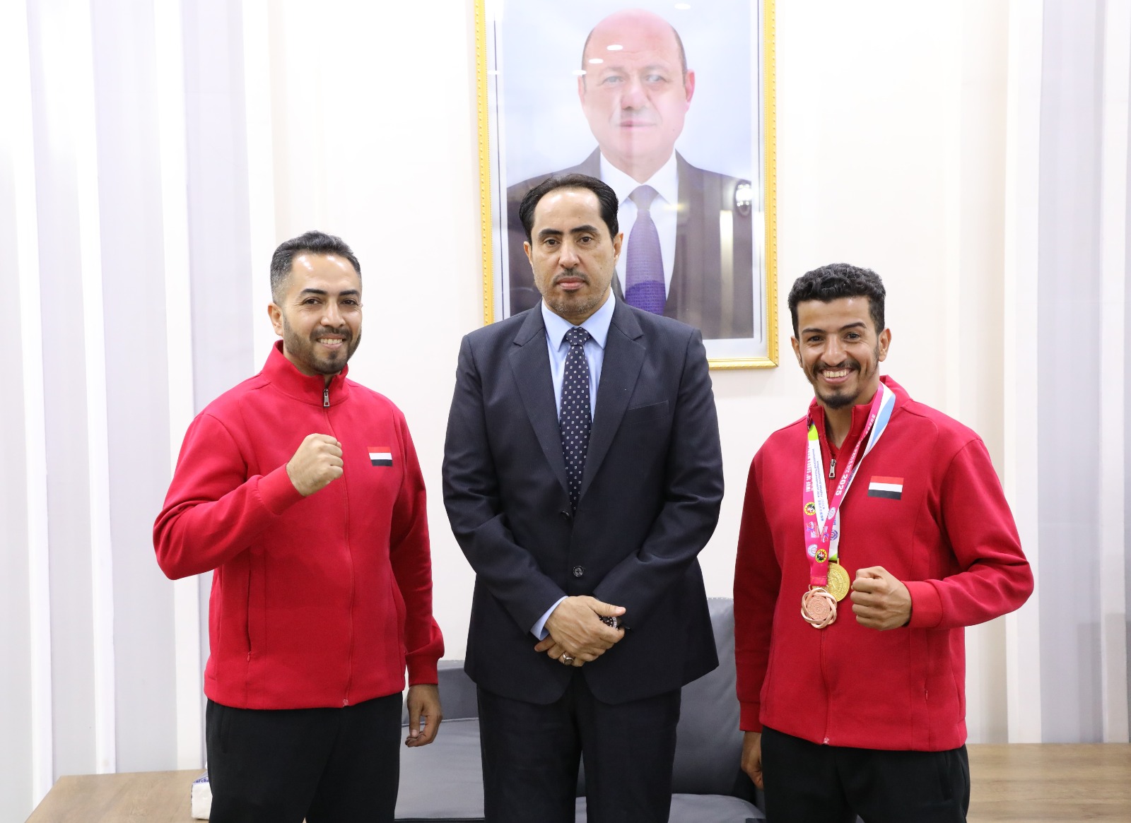 وزير الشباب والرياضة يوجه بتكريم بطل لعبة "الكونغ فو" اليمني ثروت السندي