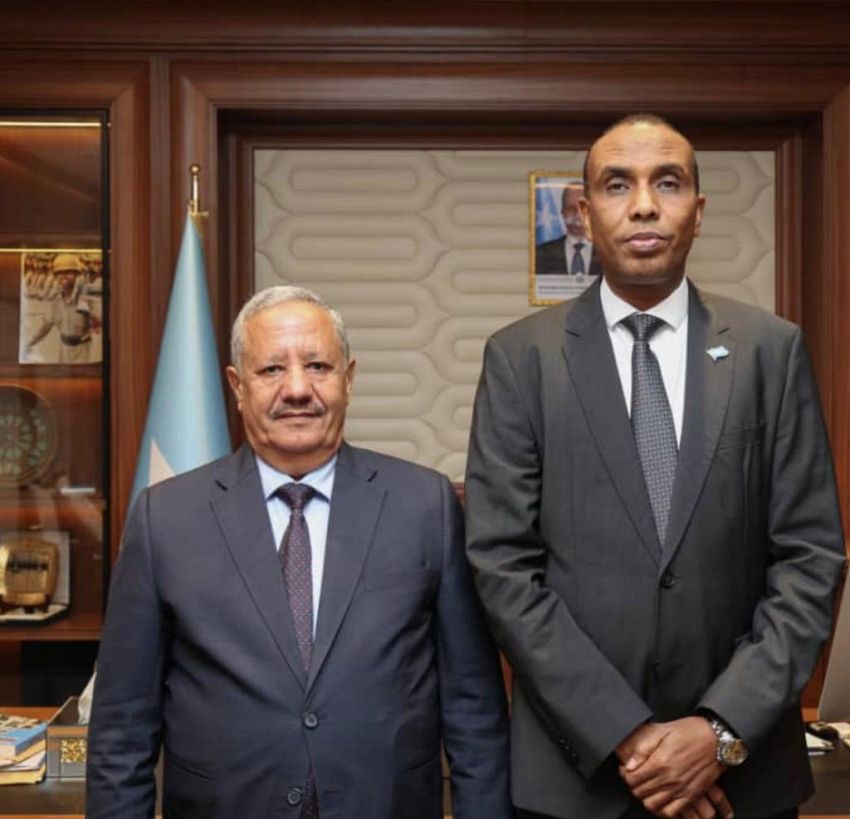 رئيس وزراء الصومال يستقبل سفير اليمن لبحث العلاقات الثنائية بين البلدين