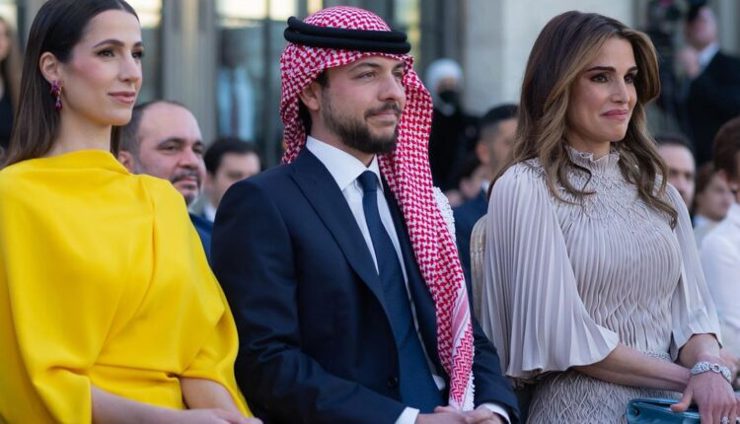مفاجأة غير متوقعة.. الملكة رانيا تكشف عن استعدادات حفل الحنة لولي العهد الأردني