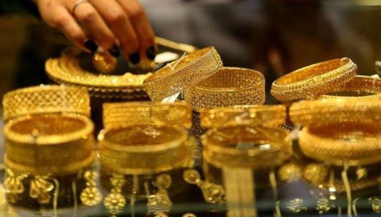 لأول مرة.. الكشف عن الدول التي تهيمن على احتياطيات الذهب في العالم العربي!