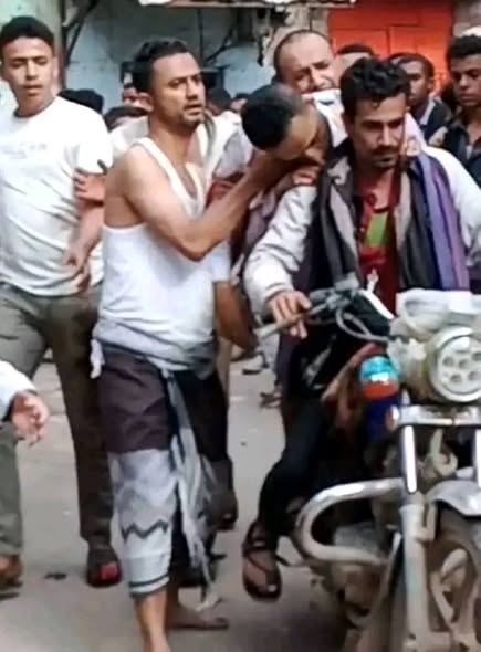 تفاصيل جديدة عن جريمة قتل الشاب عبدالرحمن  النجاشي برصاص أمن شرطة الشمايتين
